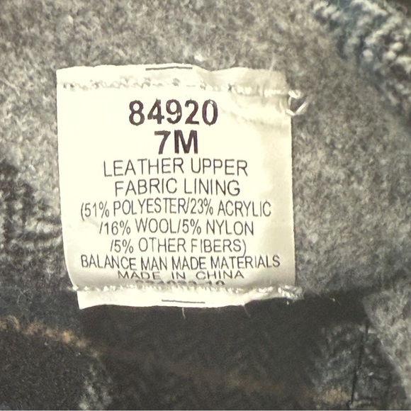 NWT Minnetonka Black Suede Boots size 7 - Picture 6 of 6